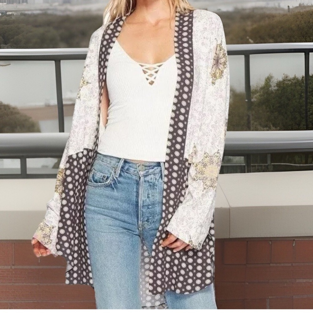 Free People Forget Me Knot Tie Front Kimono Size XS Relaxed Boho Festival Beach